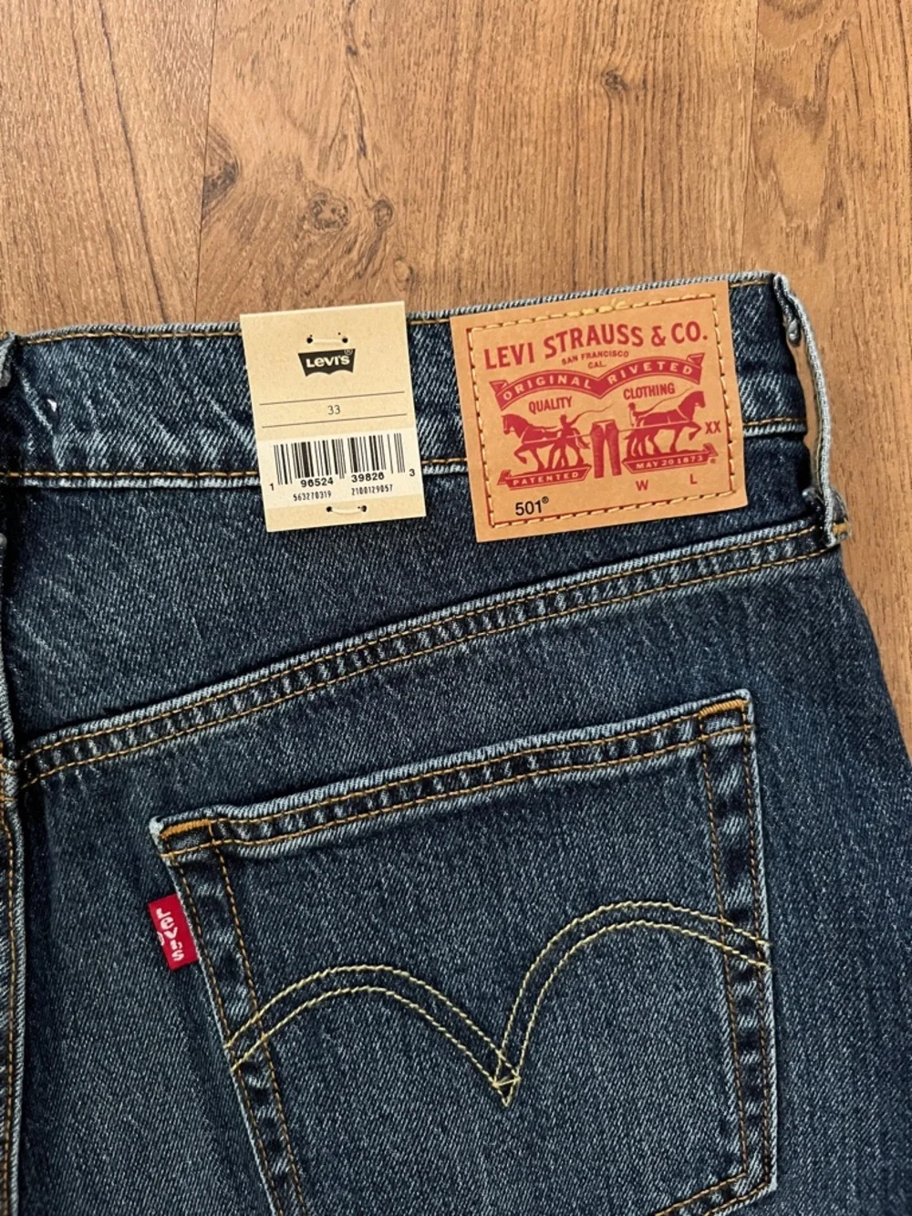 NWT Levi’s 501 Denim Shorts